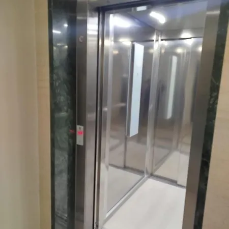 Lemon Center Self Check In Lägenhet Tirana