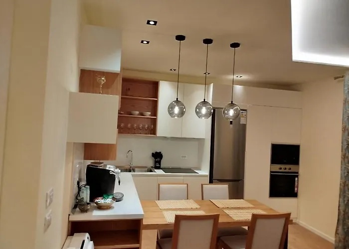 Lemon Center Self Check In * 티라나